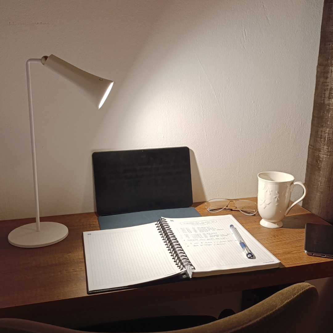 💡 Lampara Magnética Recargable 4 en 1